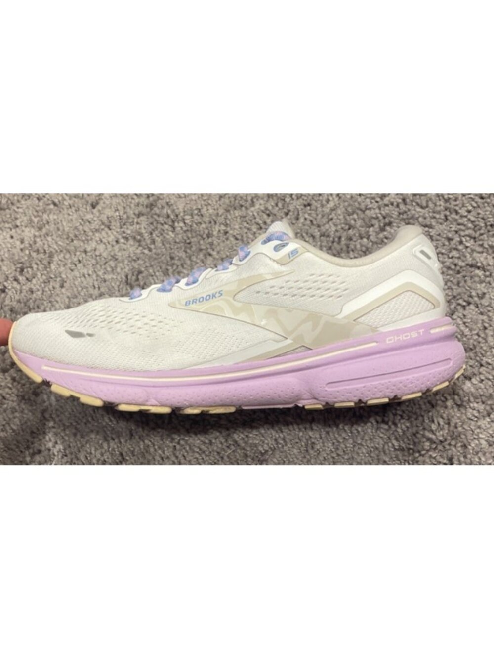 Brooks Ghost 15 Womens Size 9 US White Parchment Lavender Running Shoes Sneakers